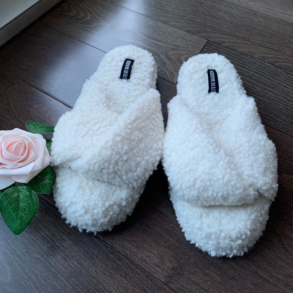 Steve Madden White Shearling Sherpa Slippers